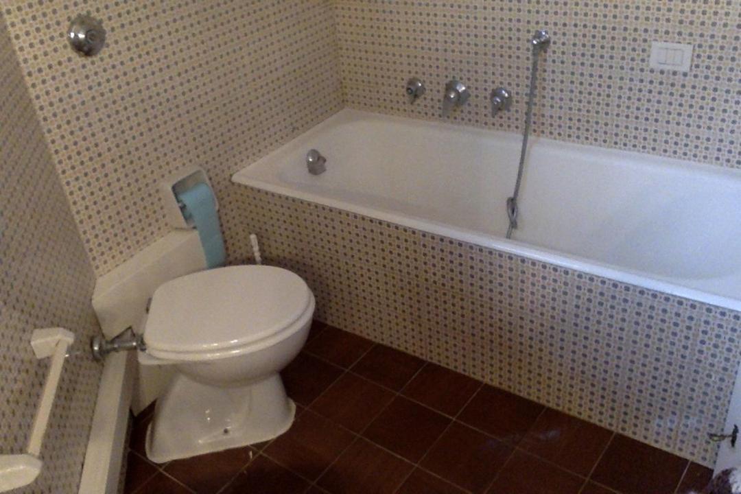 Xampilla'S Business City Mini Apartment Bassano Бассано-дель-Граппа Екстер'єр фото